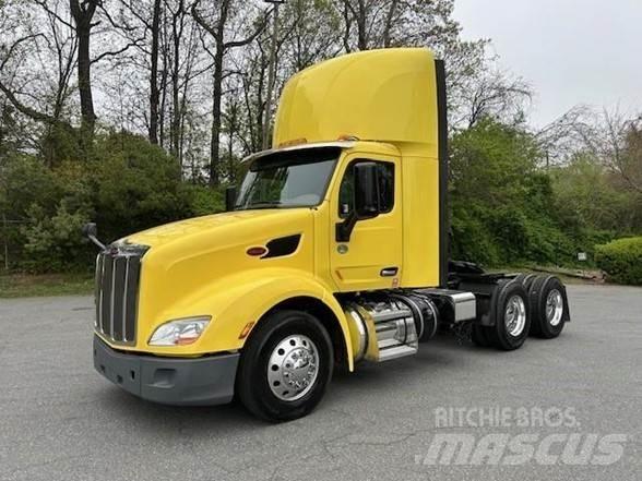Peterbilt 579 Naudoti vilkikai