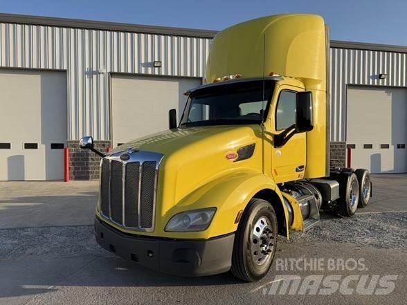 Peterbilt 579 Naudoti vilkikai