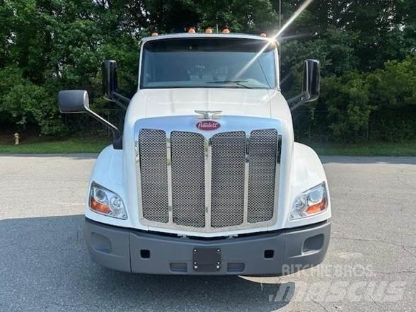 Peterbilt 579 Naudoti vilkikai