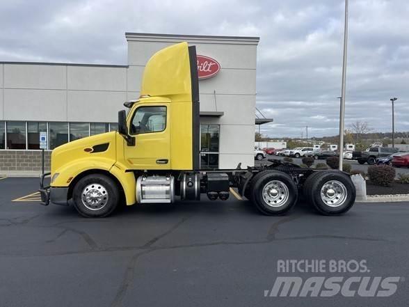 Peterbilt 579 Naudoti vilkikai