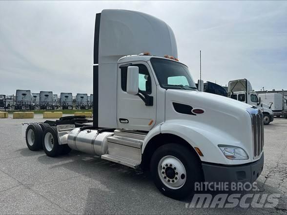 Peterbilt 579 Naudoti vilkikai