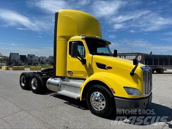 Peterbilt 579 Naudoti vilkikai