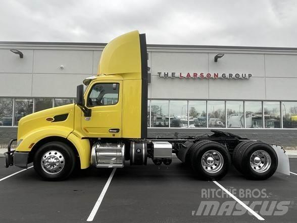 Peterbilt 579 Naudoti vilkikai