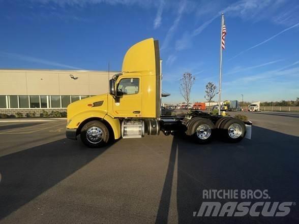 Peterbilt 579 Naudoti vilkikai