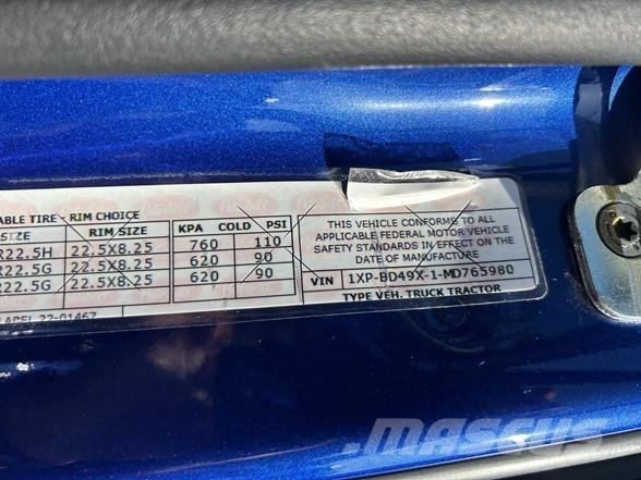 Peterbilt 579 Naudoti vilkikai