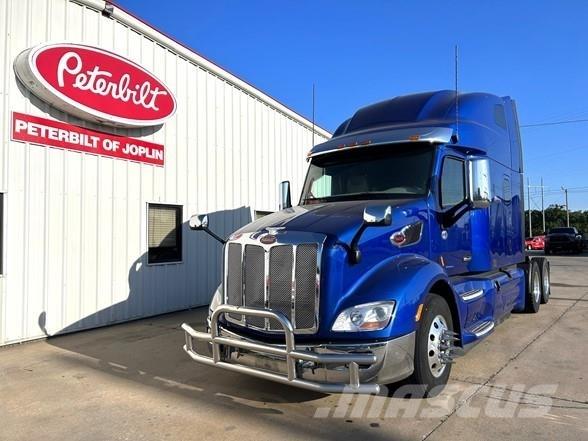 Peterbilt 579 Naudoti vilkikai