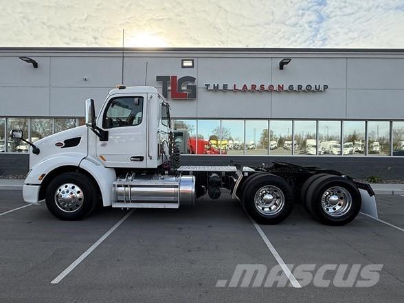 Peterbilt 579 Naudoti vilkikai