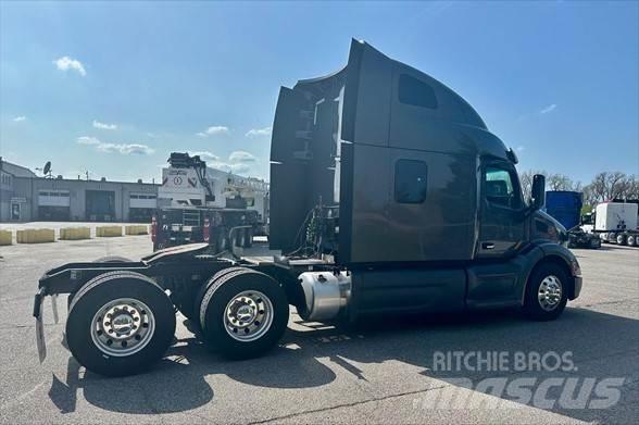 Peterbilt 579 Naudoti vilkikai