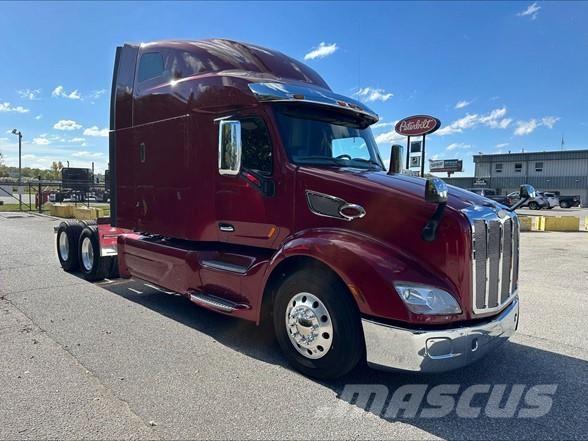 Peterbilt 579 Naudoti vilkikai