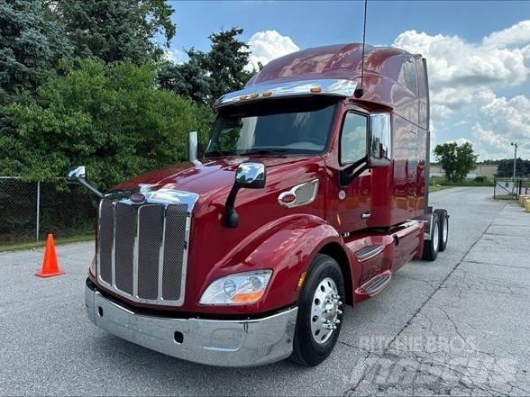 Peterbilt 579 Naudoti vilkikai