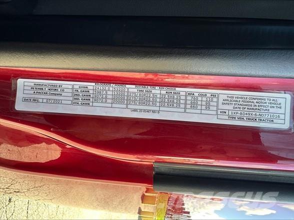 Peterbilt 579 Naudoti vilkikai