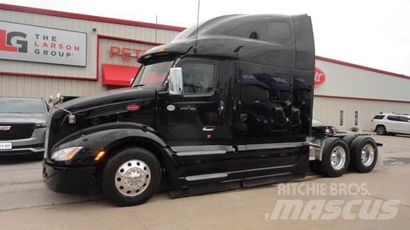Peterbilt 579 Naudoti vilkikai