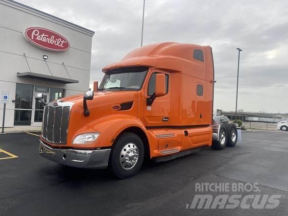 Peterbilt 579 Naudoti vilkikai