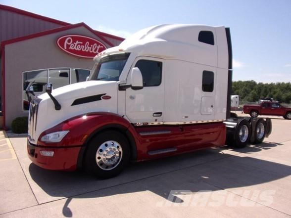 Peterbilt 579 Naudoti vilkikai