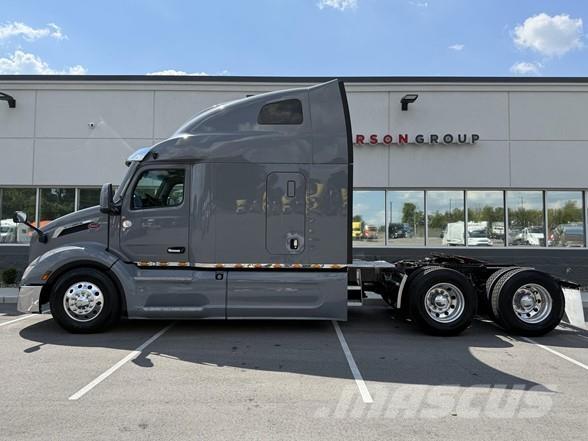 Peterbilt 579 Naudoti vilkikai