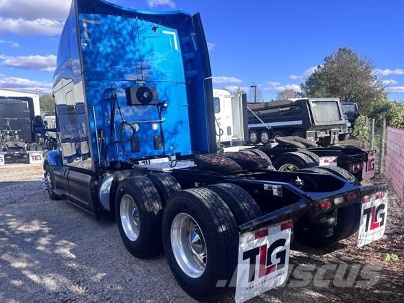 Peterbilt 579 Naudoti vilkikai