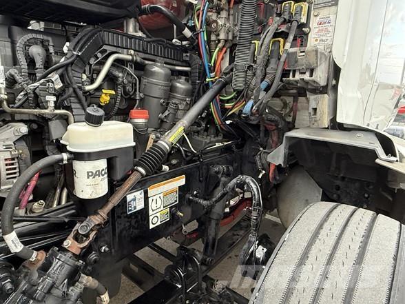 Peterbilt 579 Naudoti vilkikai