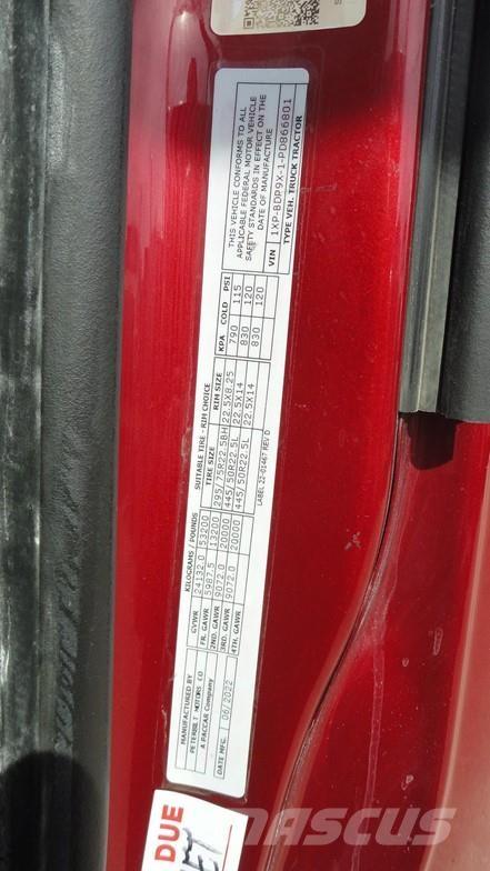 Peterbilt 579 Naudoti vilkikai