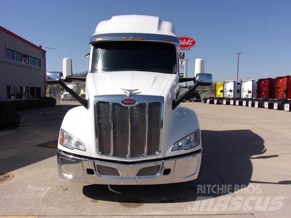 Peterbilt 579 Naudoti vilkikai