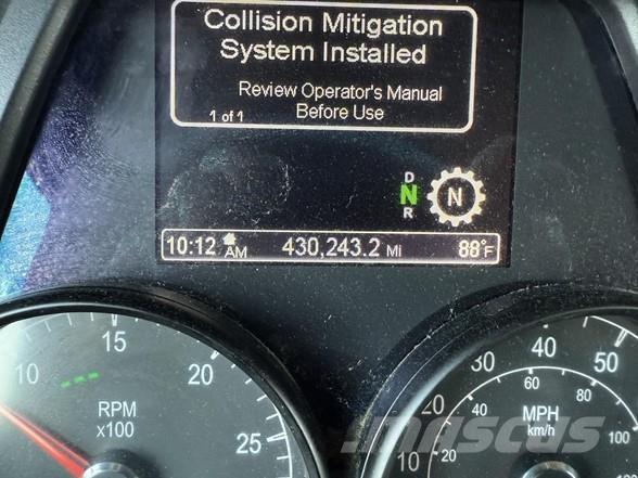 Peterbilt 579 Naudoti vilkikai