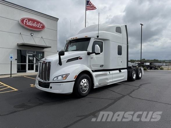 Peterbilt 579 Naudoti vilkikai