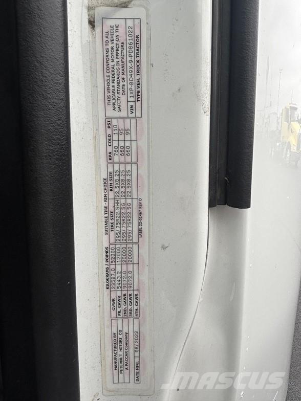 Peterbilt 579 Naudoti vilkikai