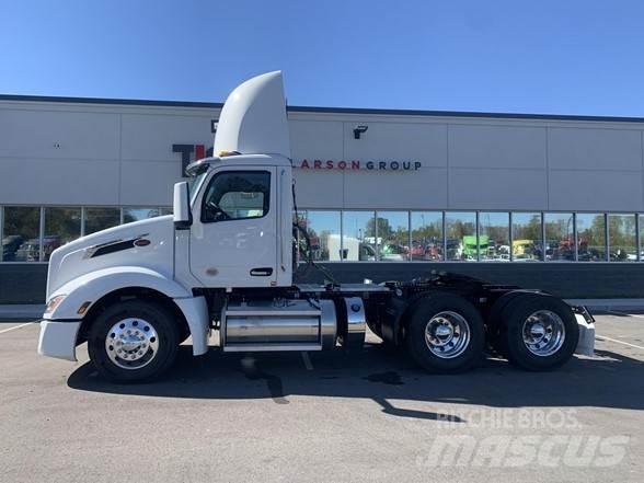 Peterbilt 579 Naudoti vilkikai
