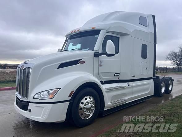 Peterbilt 579 Naudoti vilkikai