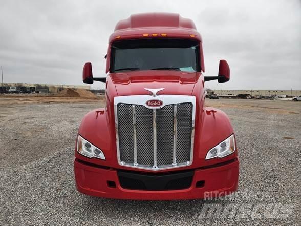 Peterbilt 579 Naudoti vilkikai