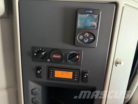 Peterbilt 579 Naudoti vilkikai