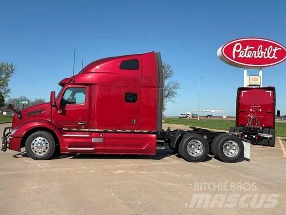 Peterbilt 579 Naudoti vilkikai
