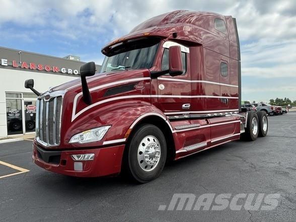 Peterbilt 579 Naudoti vilkikai