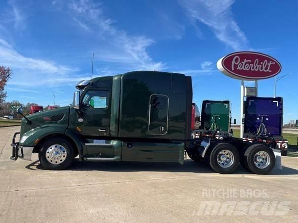 Peterbilt 579 Naudoti vilkikai