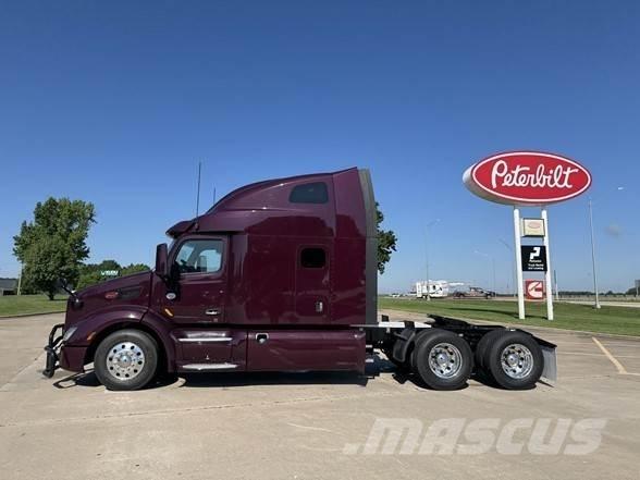 Peterbilt 579 Naudoti vilkikai