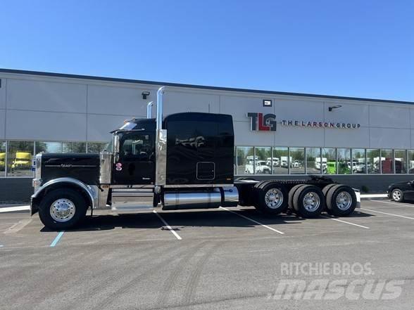 Peterbilt 589 Naudoti vilkikai
