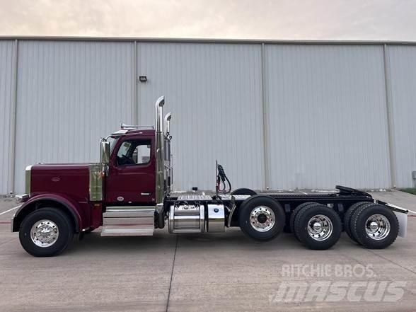Peterbilt 589 Naudoti vilkikai