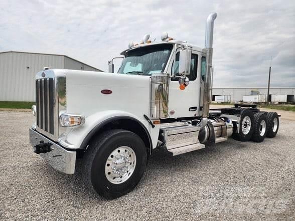 Peterbilt 589 Naudoti vilkikai