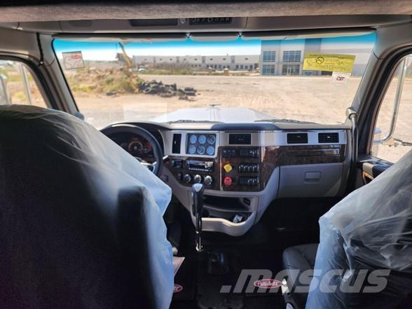 Peterbilt 589 Naudoti vilkikai