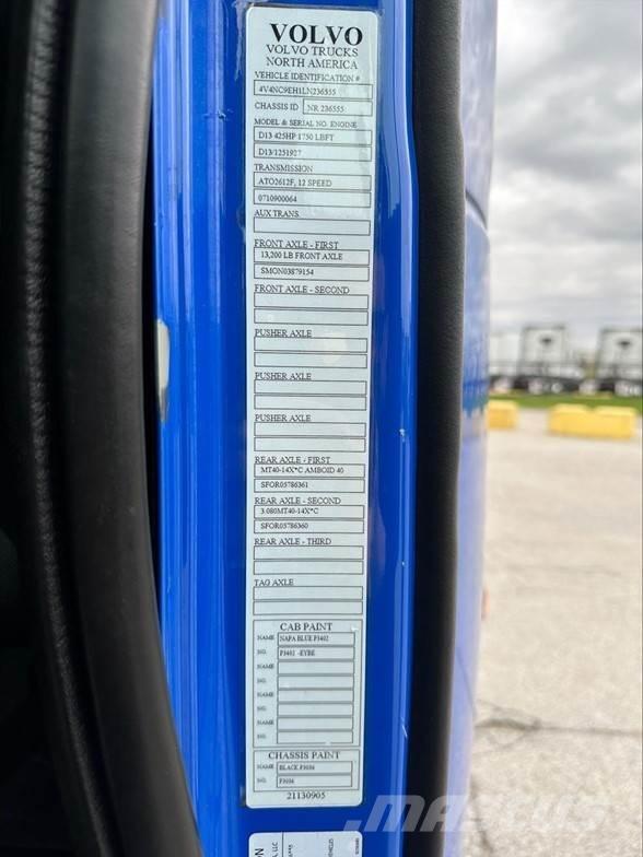 Volvo VNL42860 Naudoti vilkikai