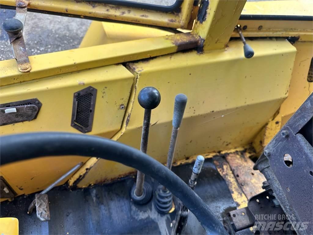Ford 550 Ratiniai ekskavatoriai