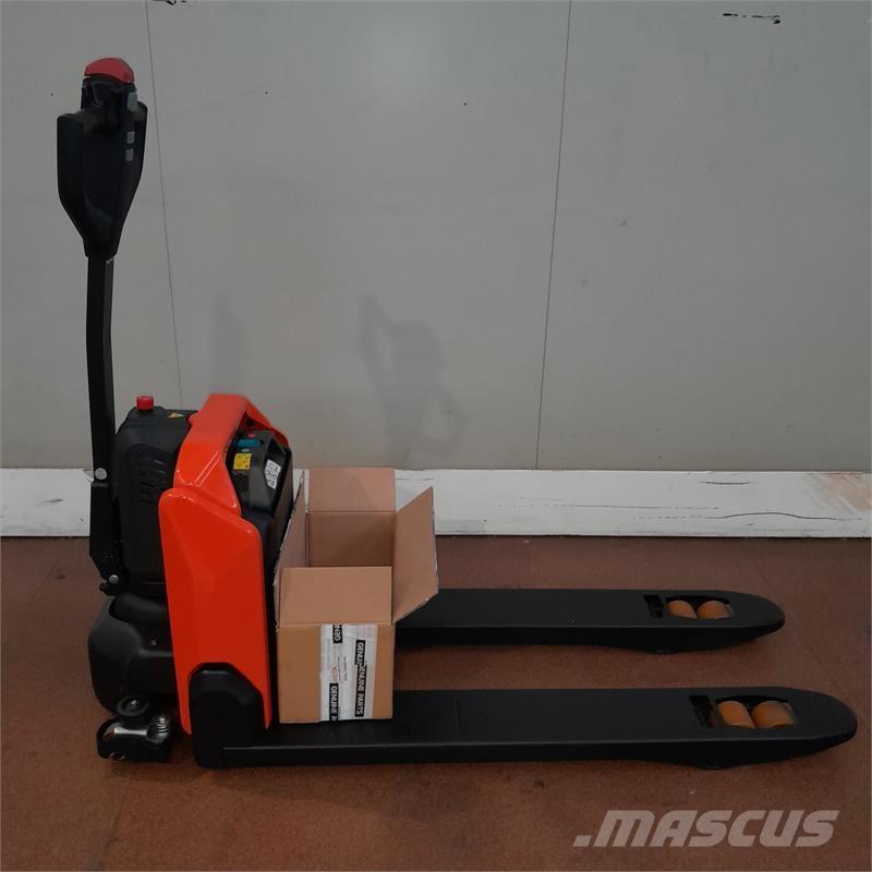 BT LHE130 Elektriniai šakiniai krautuvai