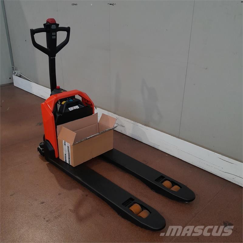 BT LHE130 Elektriniai šakiniai krautuvai