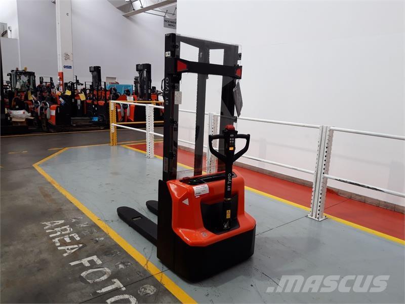 BT SHE100 Rankiniai padėklų rietuvai