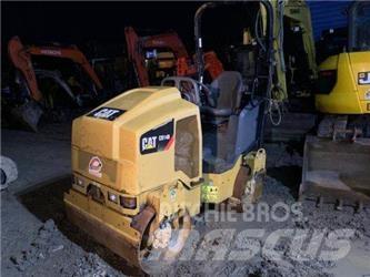 CAT CB14B Porinių būgnų volai