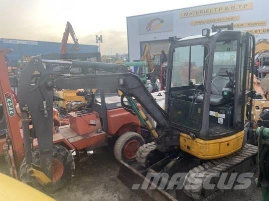 Komatsu PC26MR-3 Mini ekskavatoriai < 7 t