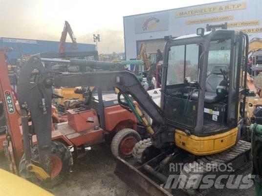 Komatsu PC26MR-3 Mini ekskavatoriai < 7 t