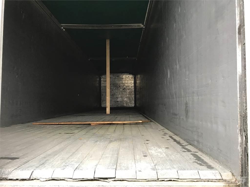 Knapen 85 M3 Puspriekabės su grindimis