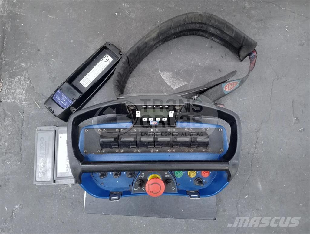 HMF 2120 K RC Keltuvai-krautuvai