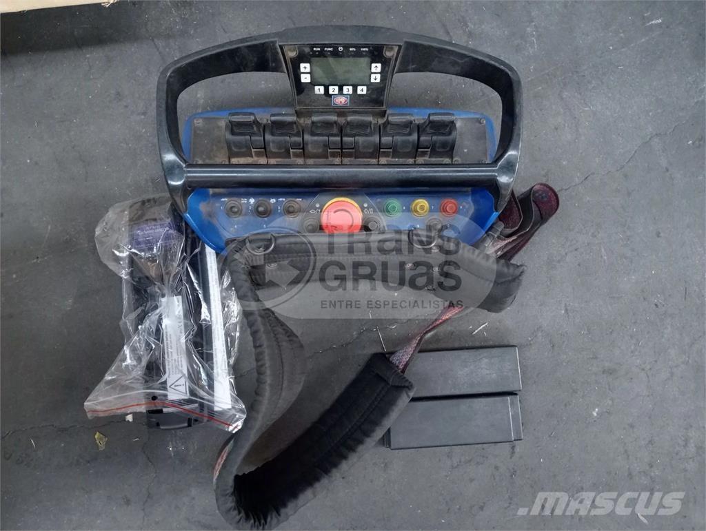 HMF 2120 K4 Keltuvai-krautuvai