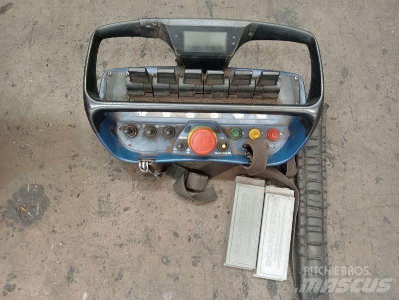 HMF 2820 K5 Keltuvai-krautuvai